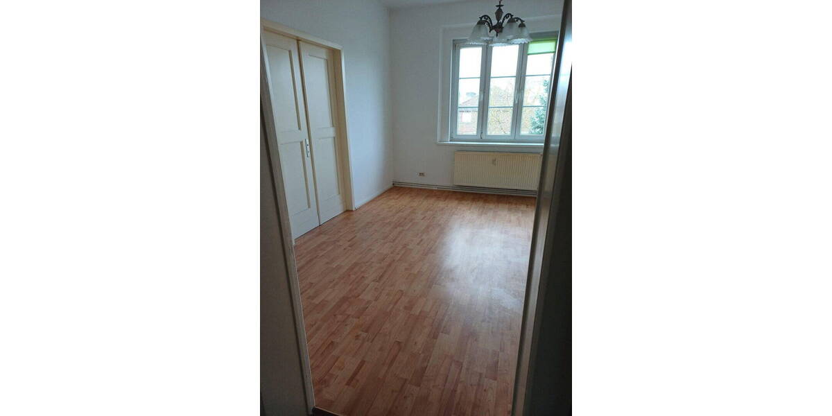 Etagenwohnung Prenzlau - 3 Zimmer, 64 m&sup2;, 451&euro; | Angebot:26883483