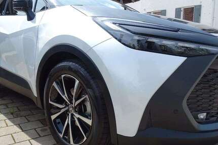 Toyota C-HR 2.400 km 29.999 &euro; Schwangau 87645