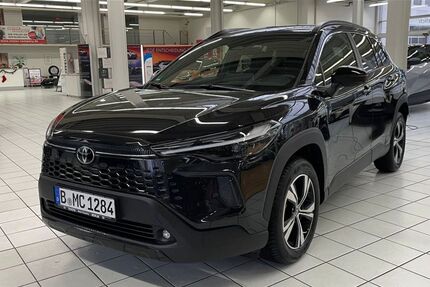 Toyota Corolla Cross 3.500 km 40.490 &euro; Berlin 13403