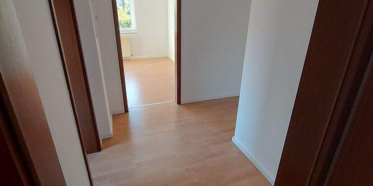 Etagenwohnung Hohe Börde Hohenwarsleben - 2 Zimmer, 70.000&euro; | Angebot:25667019