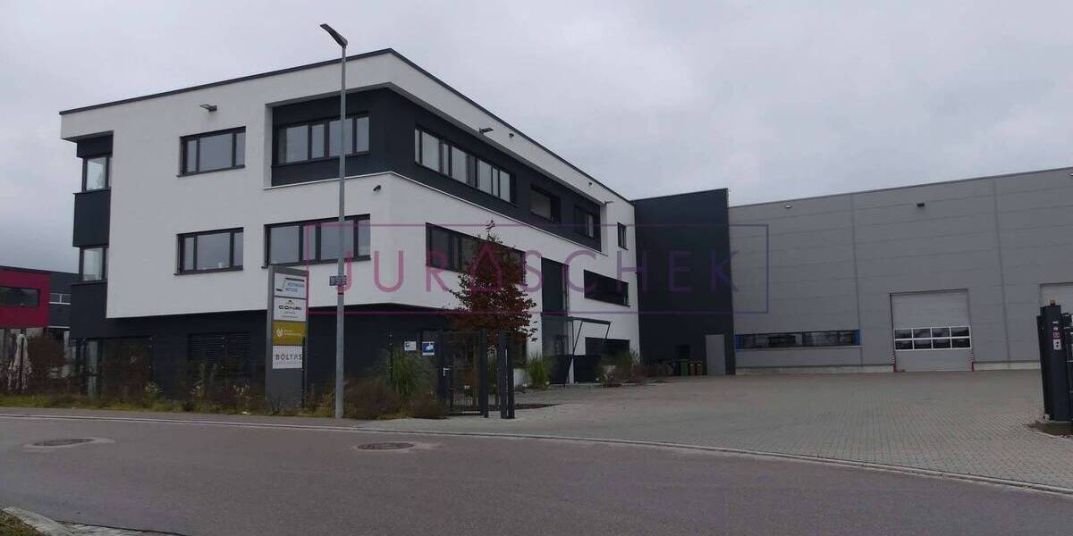 Gewerbeobjekt Hilpoltstein - 8 Zimmer, 385 m&sup2;, 3.080&euro; | Angebot:25696411