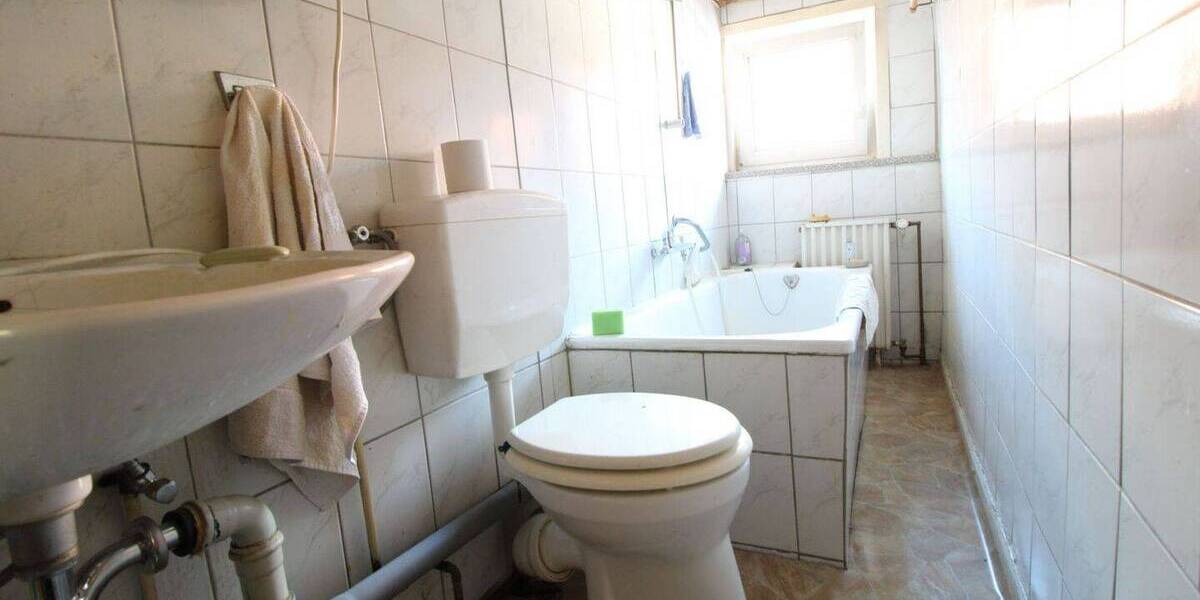 Mehrfamilienhaus, Wohnhaus Adelebsen Lödingsen - 1 Zimmer, 145.000&euro; | Angebot:26189185