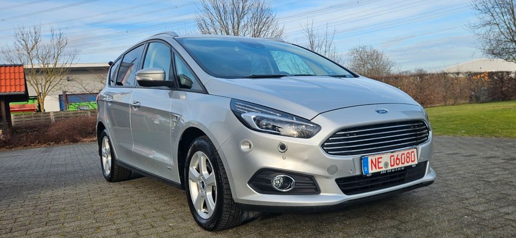 Ford S-Max 97.200 km 15.499 € Neuss OT Barbaraviertel 41460