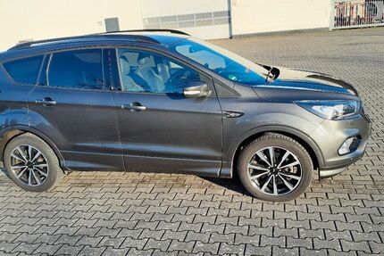 Ford Kuga 96.300 km 16.800 &euro; Emsbüren 48488