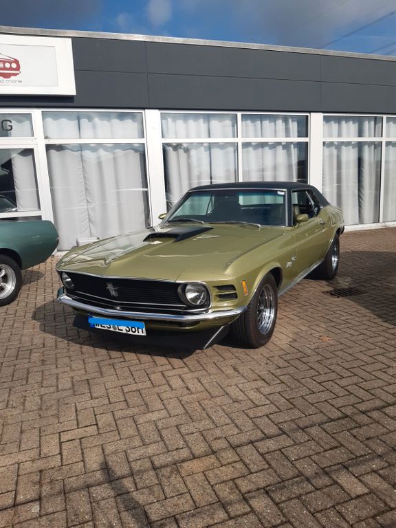 Ford Mustang 99.999 km 30.900 € Wesel 46485