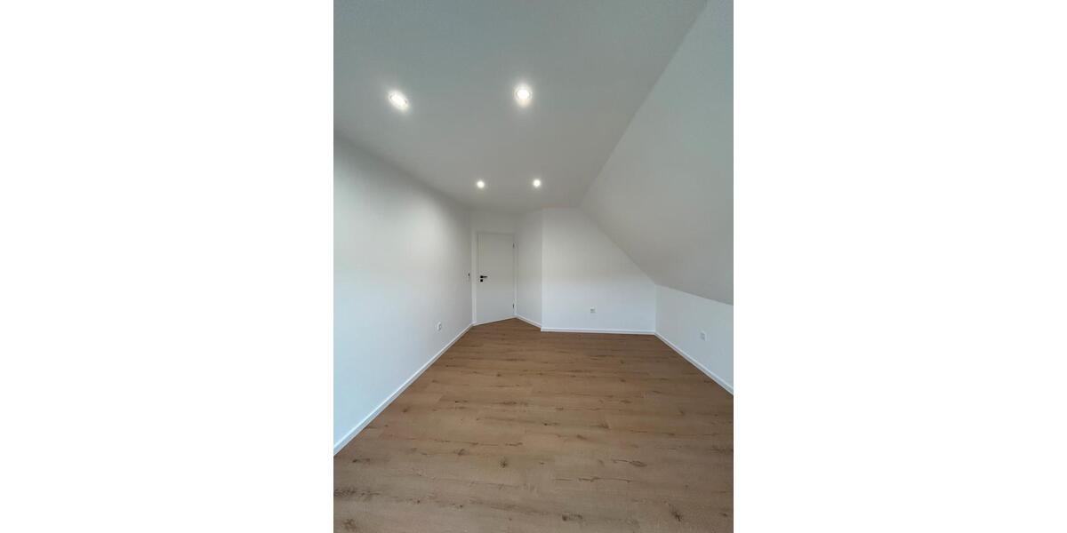 Maisonettenwohnung Bad Neustadt an der Saale - 5 Zimmer, 151 m&sup2;, 1.480&euro; | Angebot:26525646
