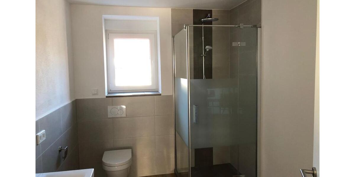 Etagenwohnung Friedewald - 4 Zimmer, 114 m&sup2;, 880&euro; | Angebot:26184460