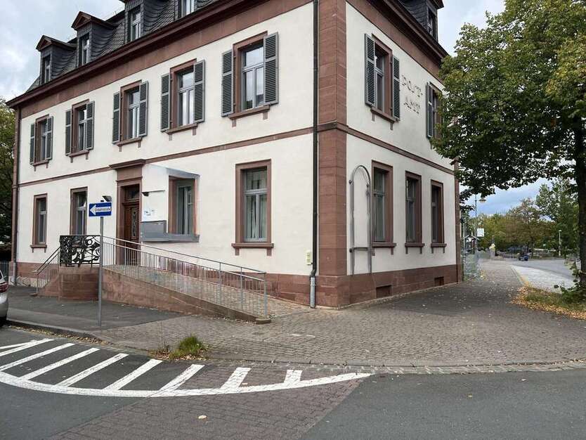 Haus zum Mieten in Karlstadt 690 €