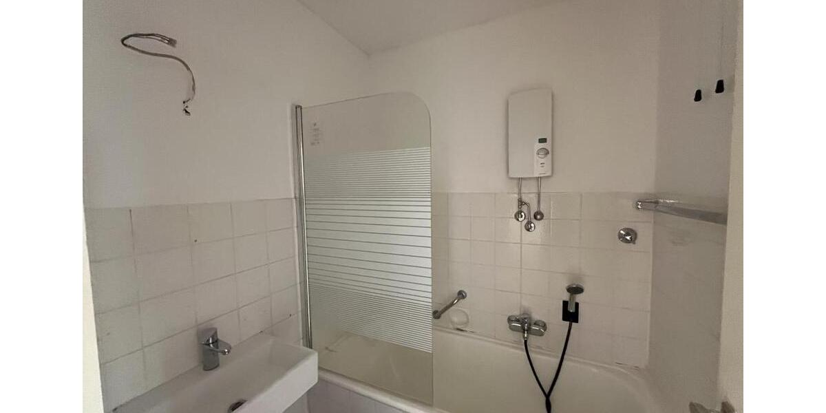Etagenwohnung Solingen Ohligs - 2 Zimmer, 64 m&sup2;, 480&euro; | Angebot:26672544