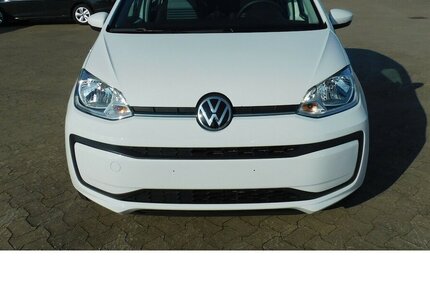 VW up! 1.0 Move MPI BMT 4Trg Klima Radio 32.800 km 12.390 &euro; Vordorf 38533