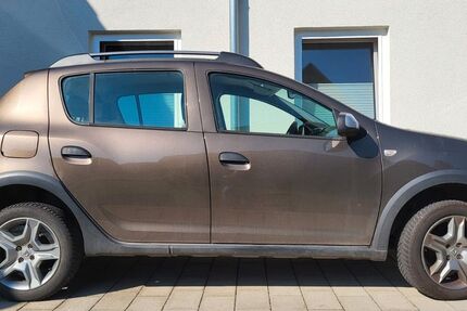 Dacia Sandero 72.300 km 7.950 € Illertissen 89257