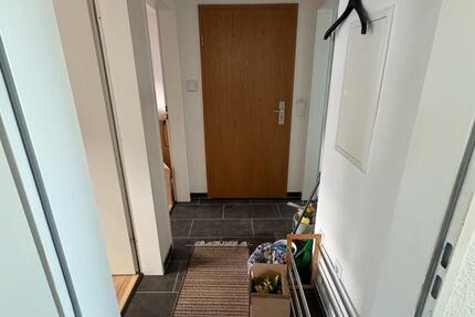 Stadtnahe 2,5 Zimmer Wohnung vollmöbiliert