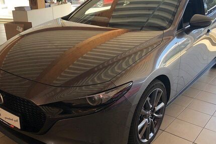 Mazda 3 8.910 km 26.890 &euro; Zwickau 08064