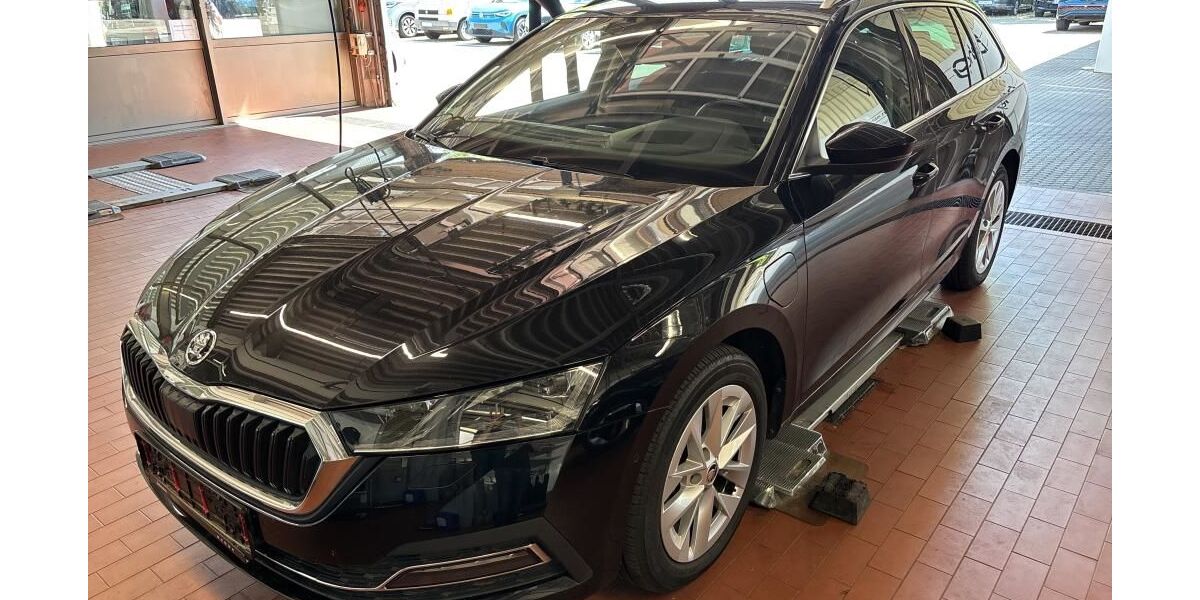 Skoda Octavia 73.456 km 24.990 &euro; Ahrensburg 22926