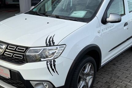 Dacia Sandero 71.408 km 8.990 &euro; Radevormwald 42477