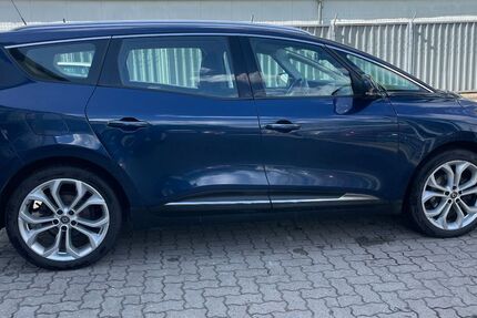 Renault Scenic 182.000 km 5.750 &euro; Kiel 24113