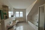 Dachgeschoßwohnung Gau-Bickelheim Bickelheim - 5 Zimmer, 125 m&sup2;, 250.000&euro; | Angebot:25989661
