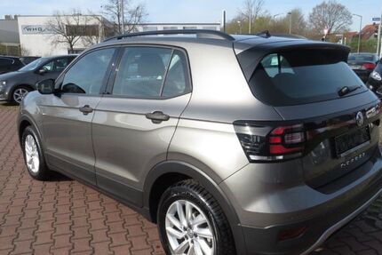 VW T-Cross 9 km 28.950 € Nürnberg 90431
