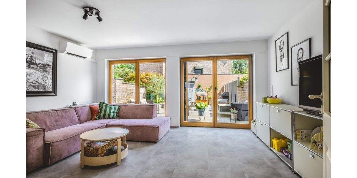 Neuwertiges Einfamilienhaus mit Garage 5 zimmer