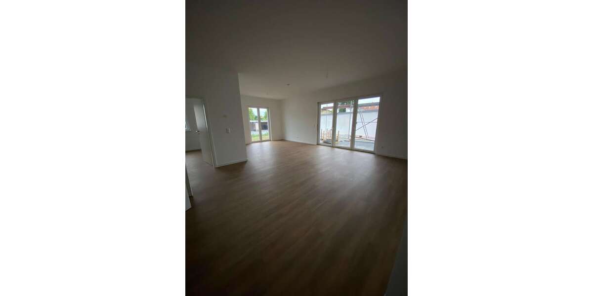 Etagenwohnung Velten - 2 Zimmer, 79 m&sup2;, 1.179&euro; | Angebot:26071342