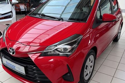 Toyota Yaris 83.100 km 11.890 &euro; Paderborn 33104
