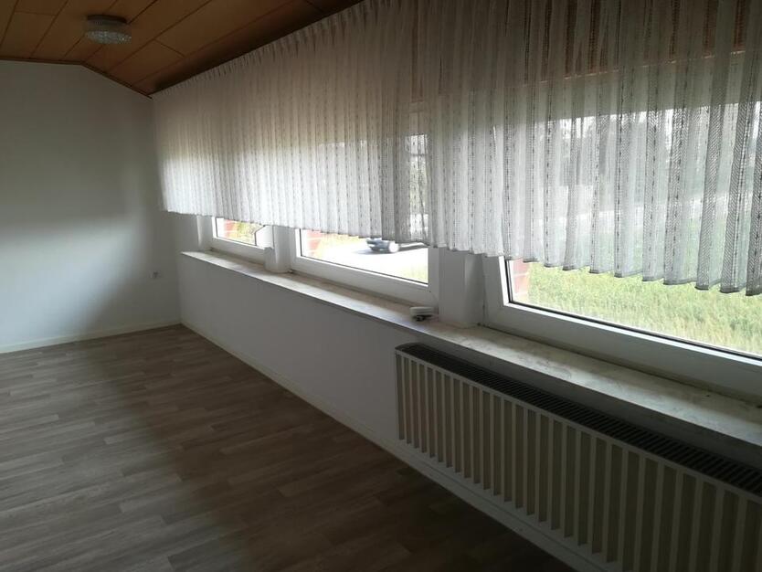 Doppelhaushälfte wartet auf ruhige und nette Mieter zimmer