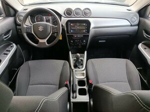 Suzuki VITARA 1.6 4X2 M/T COMFORT |NAVI|RFK|SHZ| 93.350 km 12.960 &euro; Höhenkirchen-Siegertsbrun 85635