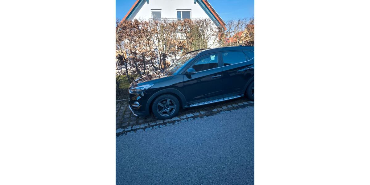 Hyundai TUCSON 116.000 km 18.500 &euro; Schillingsfürst 91583