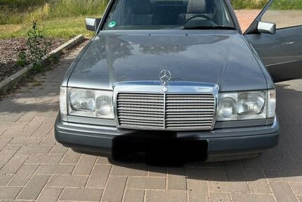 Mercedes-Benz E 320 97.005 km 20.000 &euro; Brieselang 14656