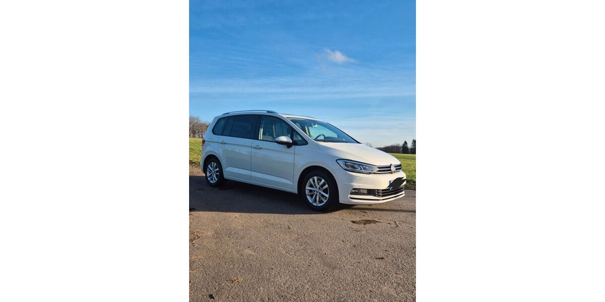 VW Touran 153.000 km 14.379 &euro; Olpe 57462