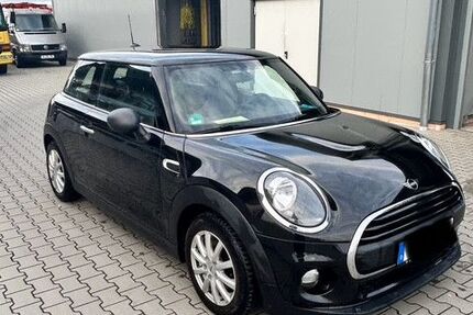 Mini ONE 94.000 km 10.500 &euro; Sinzing 93161