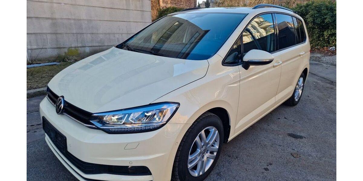 VW Touran 80.000 km 23.900 &euro; Frankfurt (Oder) 15234