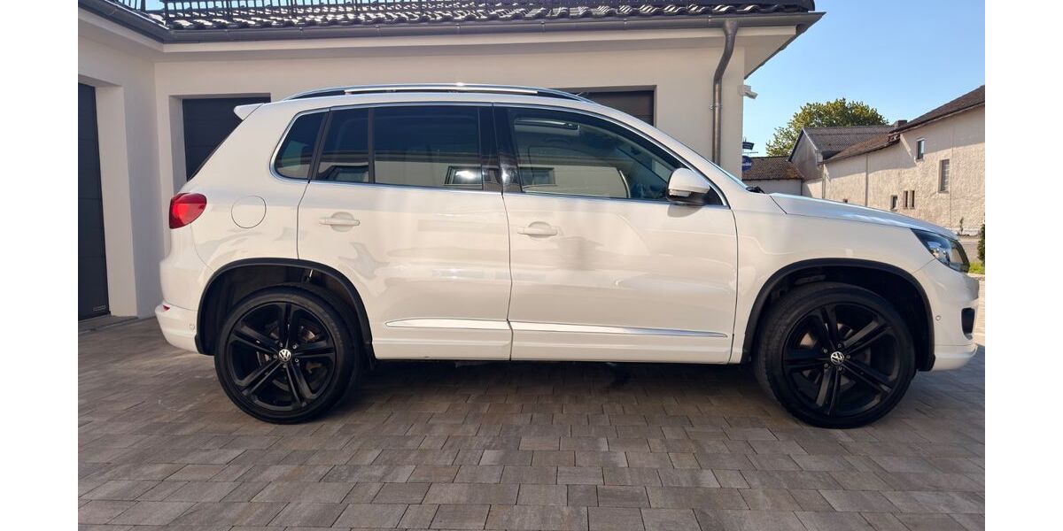 VW Tiguan 201.000 km 10.900 &euro; Schernfeld 85132