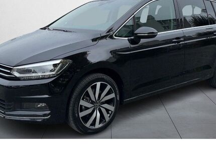 VW Touran 9.000 km 47.890 &euro; Dresden 01169