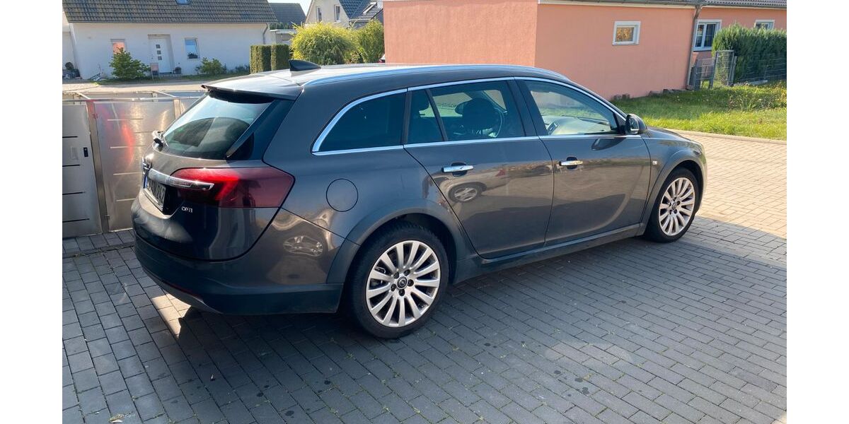 Opel Insignia 171.000 km 6.999 &euro; Aschersleben 06449