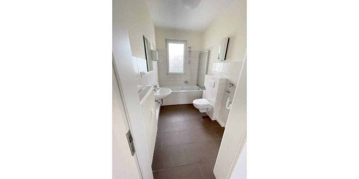 Etagenwohnung Oberhausen Altstadt-Mitte - 4 Zimmer, 113 m&sup2;, 960&euro; | Angebot:24875520