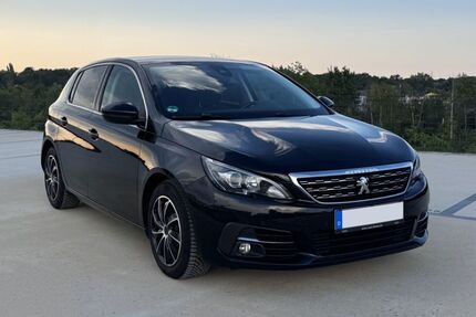 Peugeot 308 180.000 km 7.900 &euro; Bonn 53227