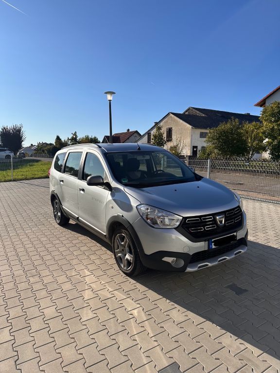 Dacia Lodgy 45.000 km 16.500 € Egweil 85116