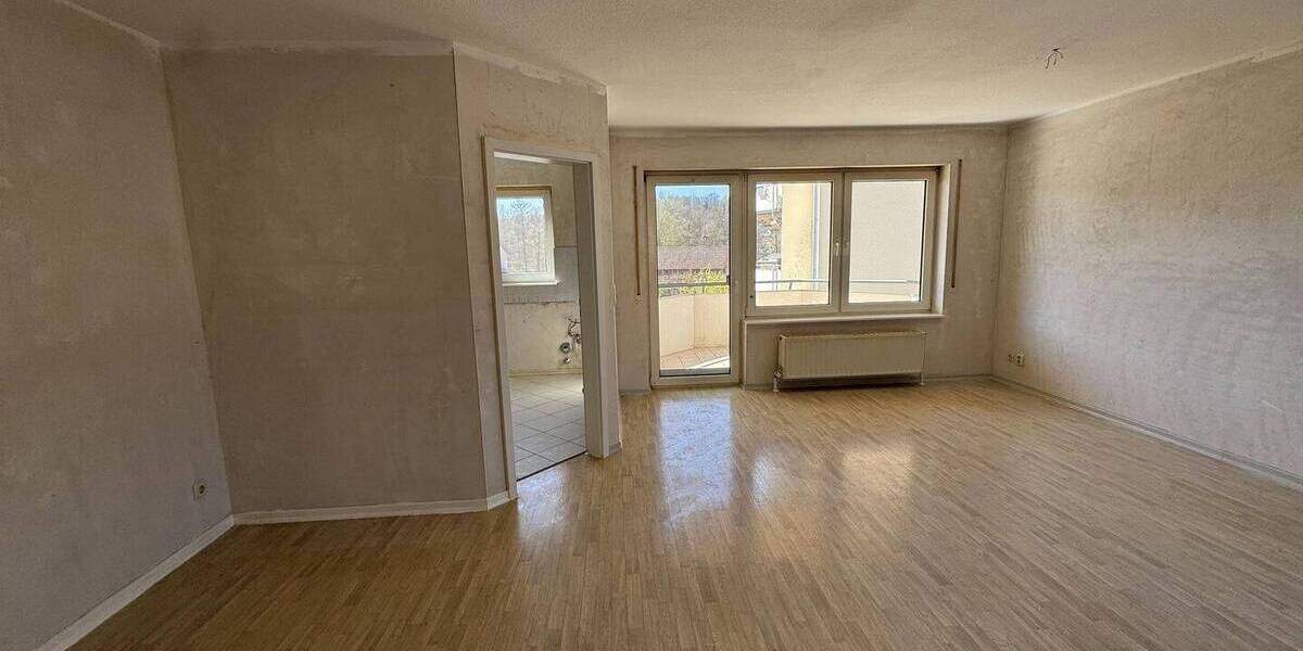 Etagenwohnung Wasungen - 3 Zimmer, 74 m&sup2;, 99.000&euro; | Angebot:26358677