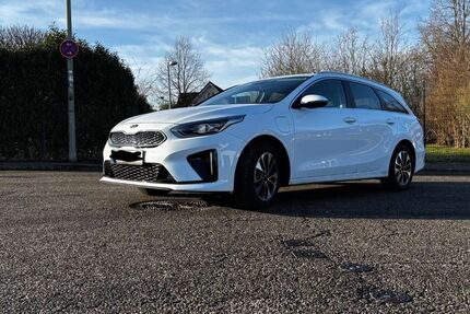 Kia ceed Sportswagon 43.000 km 17.990 &euro; Leichlingen 42799