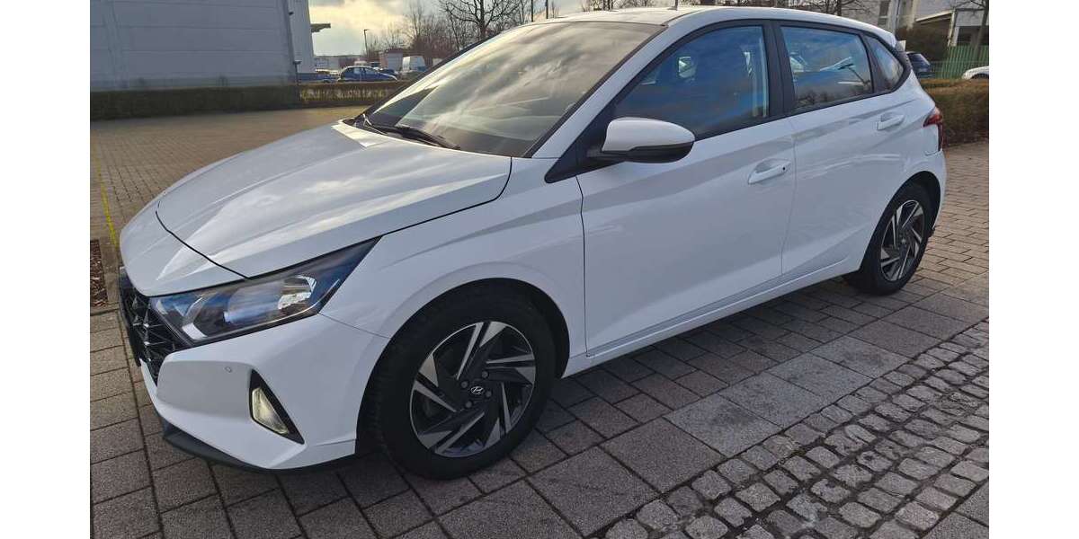 Hyundai i20 28.000 km 16.350 &euro; Viernheim 68519