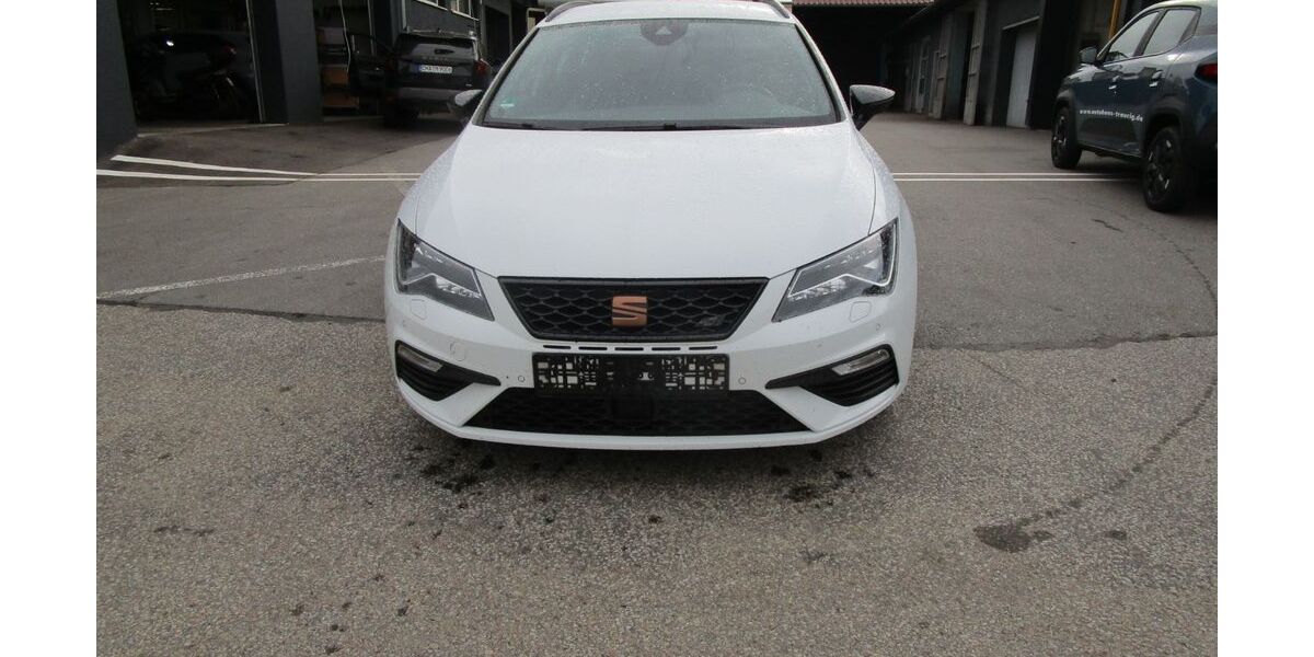 Seat Leon 101.443 km 14.750 &euro; Furth im Wald 93437