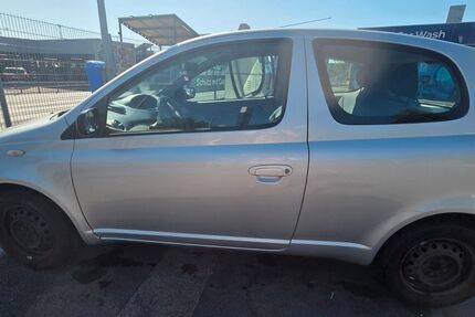 Toyota Yaris 131.542 km 1.800 &euro; Bielefeld 33605