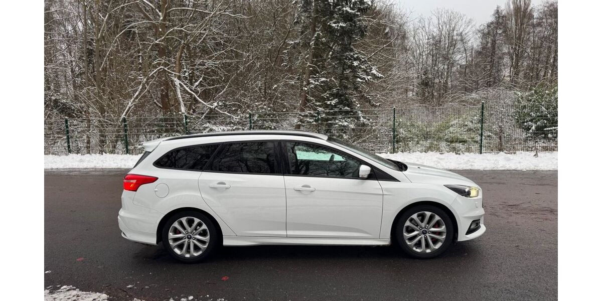 Ford Focus 160.000 km 12.999 &euro; Kiel 24145