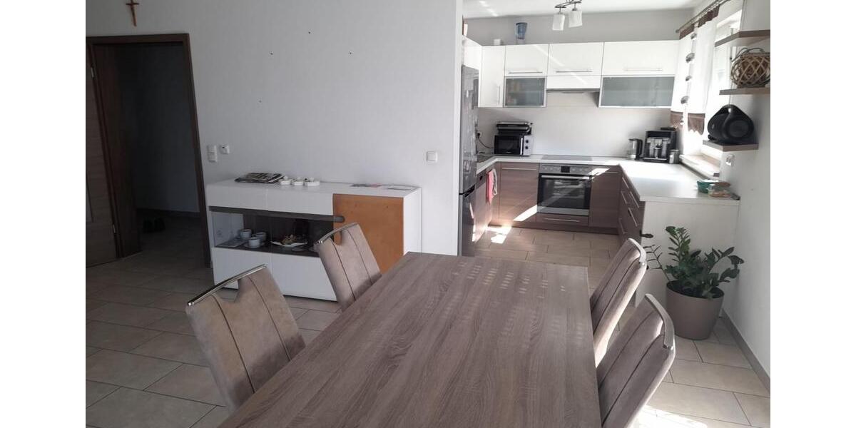 Etagenwohnung Dingolfing - 3 Zimmer, 88 m&sup2;, 960&euro; | Angebot:26208349