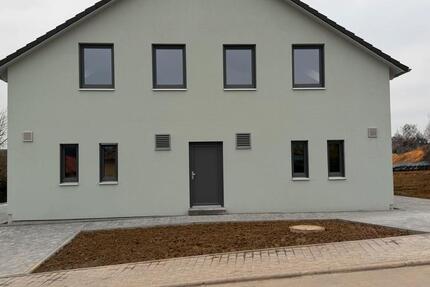 Haus Dielheim - 5 Zimmer, 130 m&sup2;, 2.100&euro; | Angebot:23601878