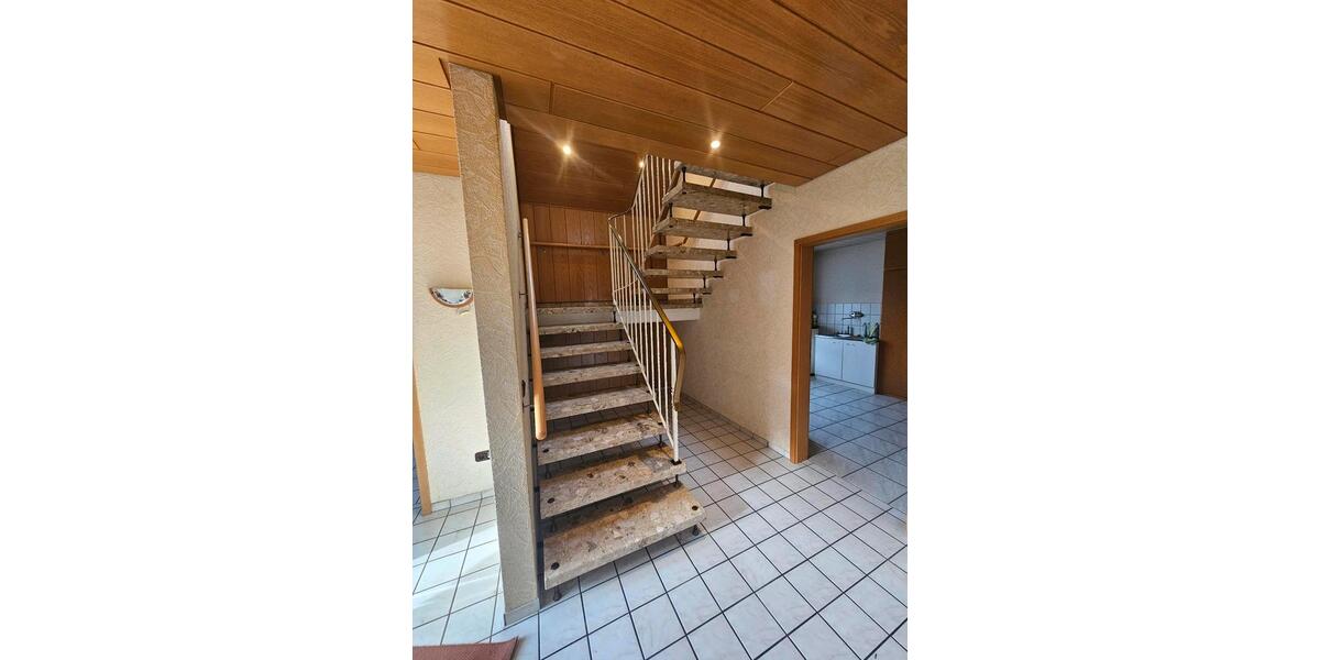 Doppelhaushälfte Hemmoor - 4 Zimmer, 110 m&sup2;, 215.000&euro; | Angebot:26663915
