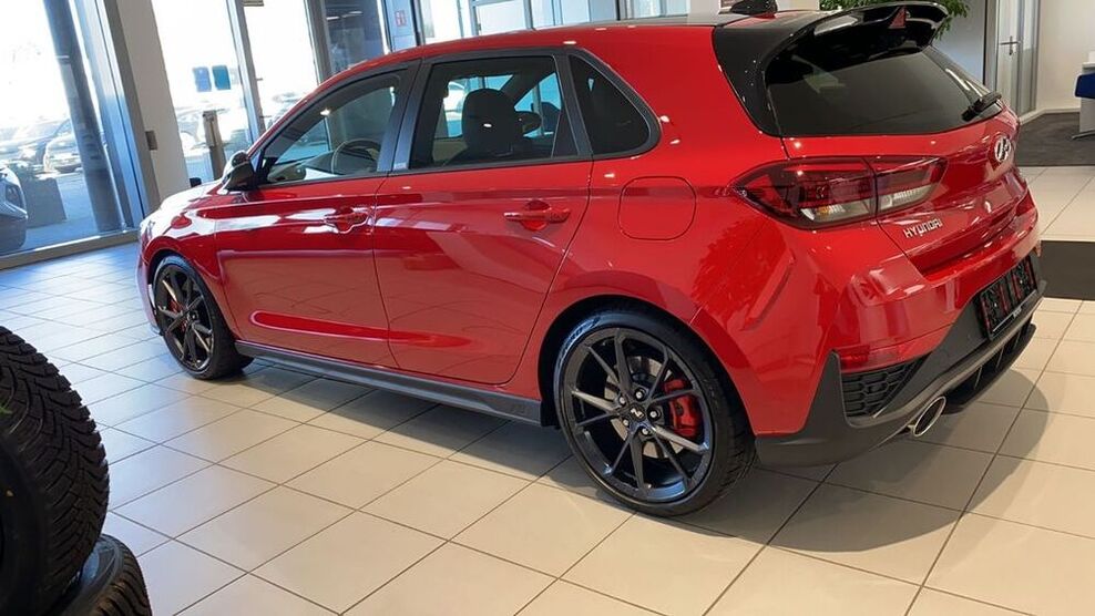 i30