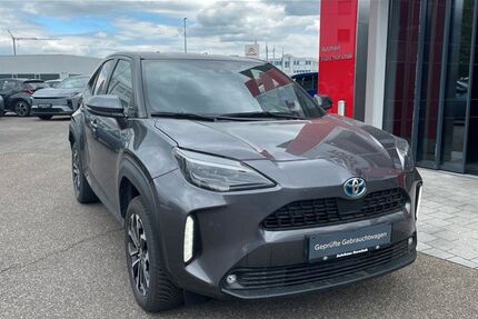 Toyota Yaris 29.600 km 23.390 &euro; Göppingen 73037