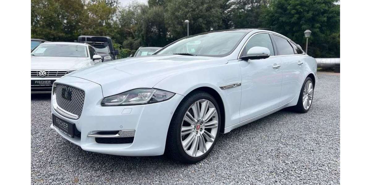 Jaguar XJ 94.011 km 18.790 &euro; Potsdam 14482